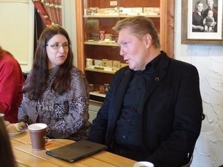 Kaksi upeaa johtajaa!