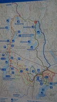 Koska tiedottaja ei osannut lukea oma tekemiään saapumisohjeita päätyivät tiedottaja ja jäsensihteeri Luukkiin Hauklammen rannalle. Tälläisiä maisemia siellä.
